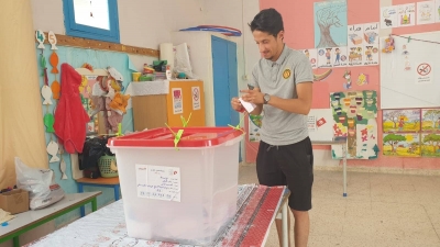 إستفتاء 2022 : أجواء التصويت في مركز الاقتراع نهج مارسيليا