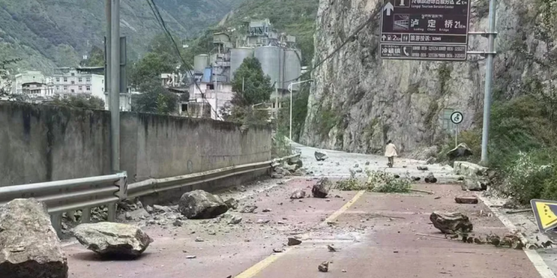 Chine: Un séisme fait 65 morts