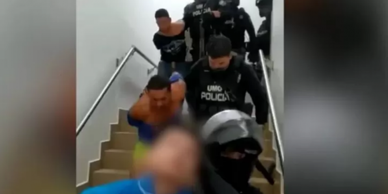 الإكوادور: إعتقال 7 مسلحين إقتحموا مستشفى لتصفية مريض ينتمي لعصابة منافسة