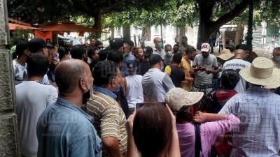 العاصمة: وقفة احتجاجية في باب بحر (صور سيف الطرابلسي)
