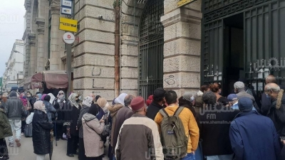 تونس العاصمة: اكتضاض كبير أمام مكاتب البريد 