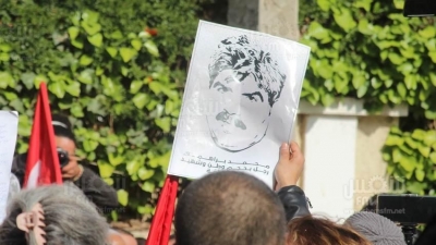 هيئة الدفاع عن الشهيدين: تجمّع بساحة الشهيد البراهمي ووقفة احتجاجية قرب منزل الغنوشي (صور صالح الحبيبي)