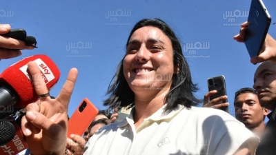 وصول نجمة التنس التونسية أنس جابر إلى تونس (صور مختار هميمة)