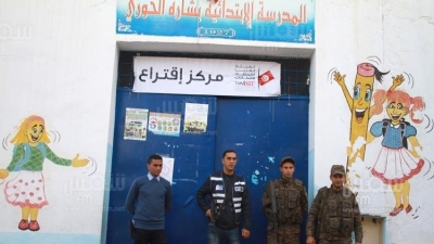 تونس 1و2: سير العملية الانتخابية في عدد من مراكز الإقتراع (صور صالح الحبيبي)