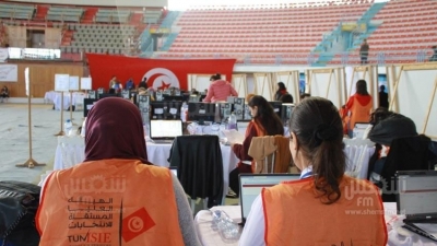 تونس 1 و2: عمليات فرز الأصوات (صور صالح الحبيبي)
