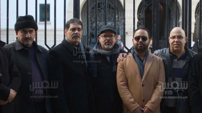 هيئة الدفاع عن القضاة المعفيين ترفع 37 شكاية جزائية ضد وزيرة العدل (صور صالح لحبيبي)