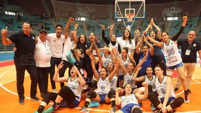 كرة السلة سيدات: شبيبة المنازه تفوز بكأس تونس (صور مختار هميمة)